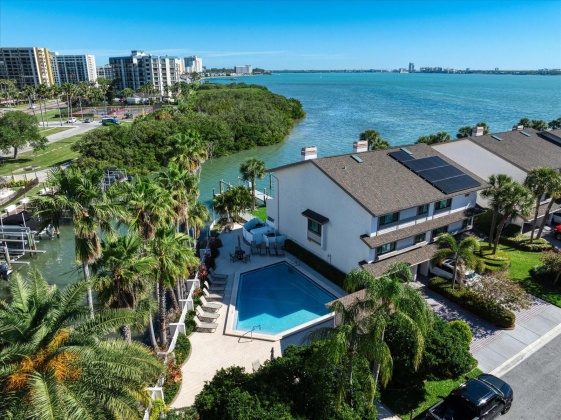 144 MARINA DEL REY COURT, CLEARWATER, Florida 33767, 3 Bedrooms Bedrooms, ,2 BathroomsBathrooms,Residential,For Sale,MARINA DEL REY,MFRU8235694