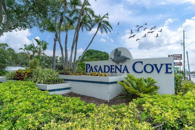 1316 PASADENA AVENUE, SOUTH PASADENA, Florida 33707, 2 Bedrooms Bedrooms, ,2 BathroomsBathrooms,Residential,For Sale,PASADENA,MFRU8235749