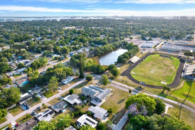 5418 10TH AVE S, GULFPORT, Florida 33707, 3 Bedrooms Bedrooms, ,2 BathroomsBathrooms,Residential,For Sale,10TH AVE S,MFRU8235241