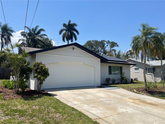 6000 DENVER STREET, ST PETERSBURG, Florida 33703, 3 Bedrooms Bedrooms, ,3 BathroomsBathrooms,Residential,For Sale,DENVER,MFRU8235665