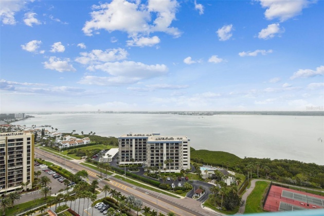 1540 GULF BLVD, CLEARWATER, Florida 33767, 2 Bedrooms Bedrooms, ,2 BathroomsBathrooms,Residential,For Sale,GULF BLVD,MFRU8235295