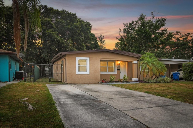 3726 32ND AVENUE, ST PETERSBURG, Florida 33713, 4 Bedrooms Bedrooms, ,2 BathroomsBathrooms,Residential,For Sale,32ND,MFRT3513447