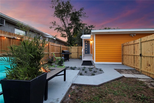 3061 8TH STREET, ST PETERSBURG, Florida 33704, 3 Bedrooms Bedrooms, ,2 BathroomsBathrooms,Residential,For Sale,8TH,MFRT3491196