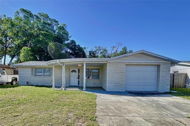 5546 MOOG ROAD, HOLIDAY, Florida 34690, 2 Bedrooms Bedrooms, ,1 BathroomBathrooms,Residential,For Sale,MOOG,MFRW7863200