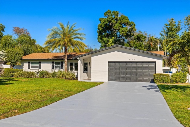 3197 WALNUT STREET, ST PETERSBURG, Florida 33704, 3 Bedrooms Bedrooms, ,4 BathroomsBathrooms,Residential,For Sale,WALNUT,MFRU8233183