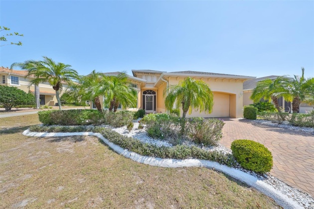 1504 EMERALD DUNES DRIVE, SUN CITY CENTER, Florida 33573, 3 Bedrooms Bedrooms, ,2 BathroomsBathrooms,Residential,For Sale,EMERALD DUNES,MFRT3513562