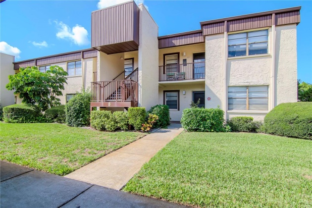 2400 WINDING CREEK BOULEVARD, CLEARWATER, Florida 33761, 2 Bedrooms Bedrooms, ,2 BathroomsBathrooms,Residential,For Sale,WINDING CREEK,MFRU8218377