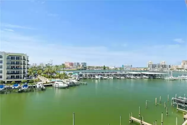 211 DOLPHIN POINT, CLEARWATER, Florida 33767, 3 Bedrooms Bedrooms, ,2 BathroomsBathrooms,Residential,For Sale,DOLPHIN,MFRU8235365
