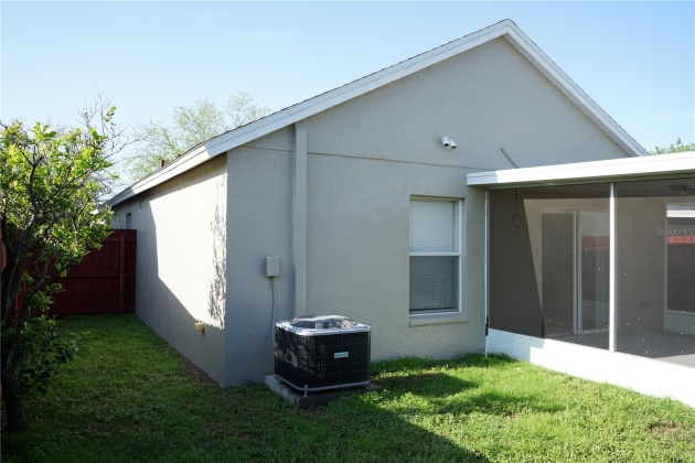 7516 OXFORD GARDEN CIRCLE, APOLLO BEACH, Florida 33572, 3 Bedrooms Bedrooms, ,2 BathroomsBathrooms,Residential,For Sale,OXFORD GARDEN,MFRT3487984