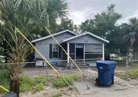 8401 MULBERRY AVENUE, TAMPA, Florida 33604, 2 Bedrooms Bedrooms, ,1 BathroomBathrooms,Residential,For Sale,MULBERRY,MFRT3514449