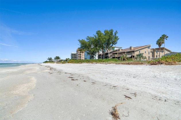 19810 GULF BOULEVARD, INDIAN SHORES, Florida 33785, 1 Bedroom Bedrooms, ,2 BathroomsBathrooms,Residential,For Sale,GULF,MFRU8215596