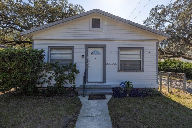1301 NEW ORLEANS AVENUE, TAMPA, Florida 33603, 2 Bedrooms Bedrooms, ,1 BathroomBathrooms,Residential,For Sale,NEW ORLEANS,MFRU8221519