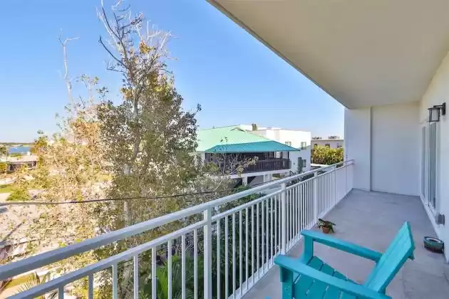 15305 1ST STREET, MADEIRA BEACH, Florida 33708, 3 Bedrooms Bedrooms, ,3 BathroomsBathrooms,Residential,For Sale,1ST,MFRT3486115