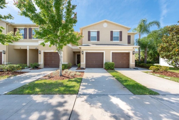 2750 HAMPTON GREEN LANE, BRANDON, Florida 33511, 2 Bedrooms Bedrooms, ,2 BathroomsBathrooms,Residential,For Sale,HAMPTON GREEN,MFRT3517538