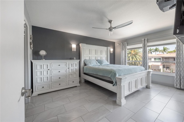 6294 BAHIA DEL MAR CIRCLE, SAINT PETERSBURG, Florida 33715, 2 Bedrooms Bedrooms, ,2 BathroomsBathrooms,Residential,For Sale,BAHIA DEL MAR,MFRU8237885