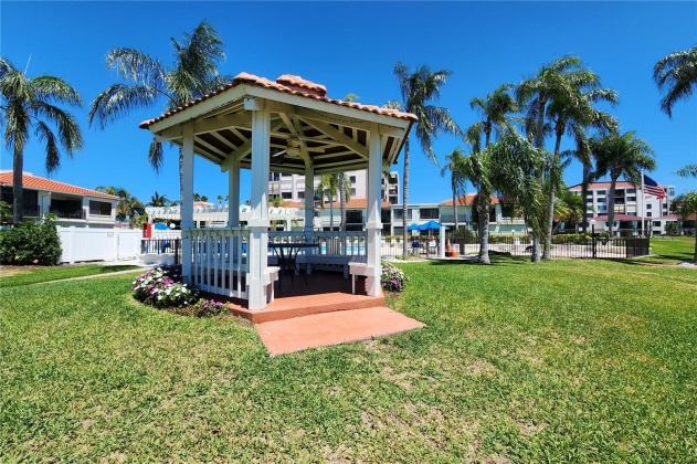 6294 BAHIA DEL MAR CIRCLE, SAINT PETERSBURG, Florida 33715, 2 Bedrooms Bedrooms, ,2 BathroomsBathrooms,Residential,For Sale,BAHIA DEL MAR,MFRU8237885