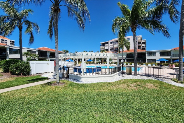 6294 BAHIA DEL MAR CIRCLE, SAINT PETERSBURG, Florida 33715, 2 Bedrooms Bedrooms, ,2 BathroomsBathrooms,Residential,For Sale,BAHIA DEL MAR,MFRU8237885