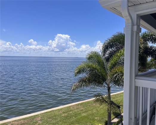 4874 COQUINA KEY DRIVE, ST PETERSBURG, Florida 33705, 1 Bedroom Bedrooms, ,1 BathroomBathrooms,Residential,For Sale,COQUINA KEY,MFRU8238104