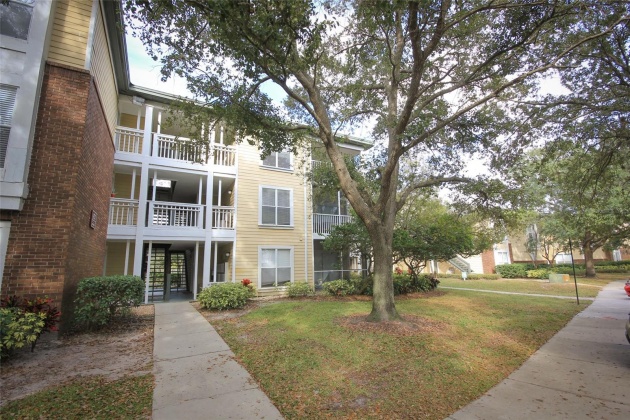 4211 CHATHAM OAK COURT, TAMPA, Florida 33624, 1 Bedroom Bedrooms, ,1 BathroomBathrooms,Residential,For Sale,CHATHAM OAK,MFRT3516123