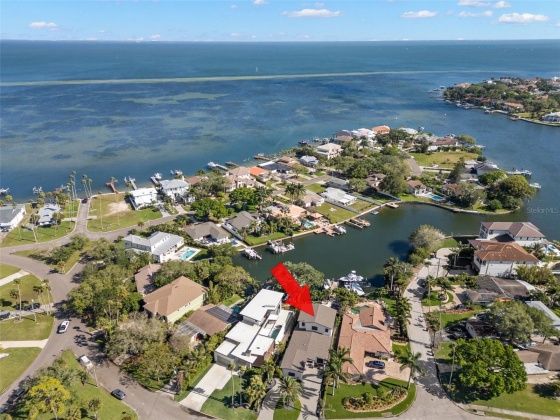 3327 OVERLOOK DRIVE, SAINT PETERSBURG, Florida 33703, 3 Bedrooms Bedrooms, ,3 BathroomsBathrooms,Residential,For Sale,OVERLOOK,MFRU8238345