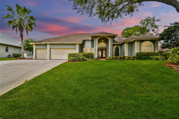 2407 CLUBHOUSE DRIVE, PLANT CITY, Florida 33566, 5 Bedrooms Bedrooms, ,3 BathroomsBathrooms,Residential,For Sale,CLUBHOUSE,MFRT3517773