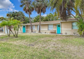 204 162ND AVENUE, REDINGTON BEACH, Florida 33708, 4 Bedrooms Bedrooms, ,2 BathroomsBathrooms,Residential,For Sale,162ND,MFRU8226077