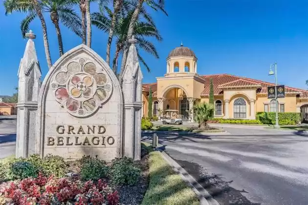 2733 VIA CIPRIANI, CLEARWATER, Florida 33764, 3 Bedrooms Bedrooms, ,2 BathroomsBathrooms,Residential,For Sale,VIA CIPRIANI,MFRU8225775