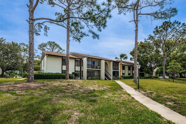 2687 PINE RIDGE WAY, PALM HARBOR, Florida 34684, 2 Bedrooms Bedrooms, ,2 BathroomsBathrooms,Residential,For Sale,PINE RIDGE,MFRU8236183