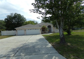 7204 CYPRESS KNOLL DRIVE, NEW PORT RICHEY, Florida 34653, 3 Bedrooms Bedrooms, ,2 BathroomsBathrooms,Residential,For Sale,CYPRESS KNOLL,MFRW7863812