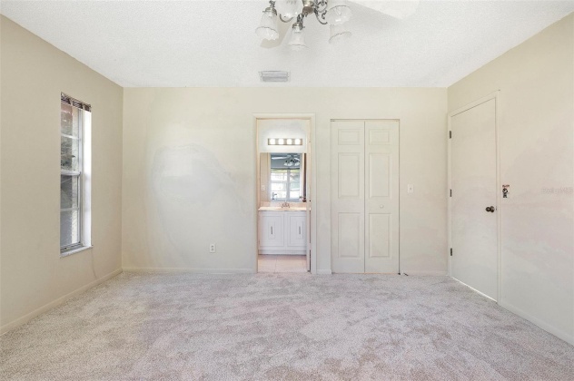 1610 PALMER COURT, PALM HARBOR, Florida 34685, 2 Bedrooms Bedrooms, ,2 BathroomsBathrooms,Residential,For Sale,PALMER,MFRU8238432