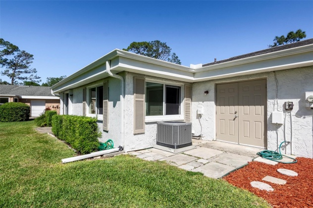 1610 PALMER COURT, PALM HARBOR, Florida 34685, 2 Bedrooms Bedrooms, ,2 BathroomsBathrooms,Residential,For Sale,PALMER,MFRU8238432