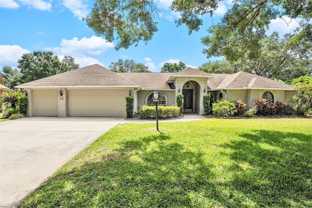 2510 CULBREATH COVE COURT, VALRICO, Florida 33596, 3 Bedrooms Bedrooms, ,2 BathroomsBathrooms,Residential,For Sale,CULBREATH COVE,MFRT3518151