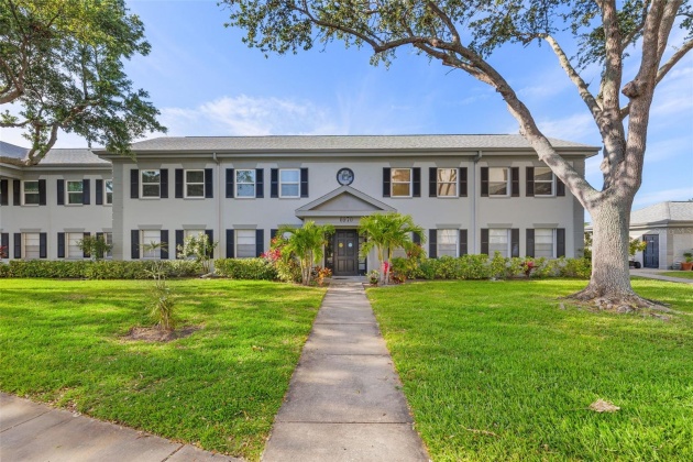 6970 AVENUE DES PALAIS, SOUTH PASADENA, Florida 33707, 1 Bedroom Bedrooms, ,1 BathroomBathrooms,Residential,For Sale,AVENUE DES PALAIS,MFRU8238201