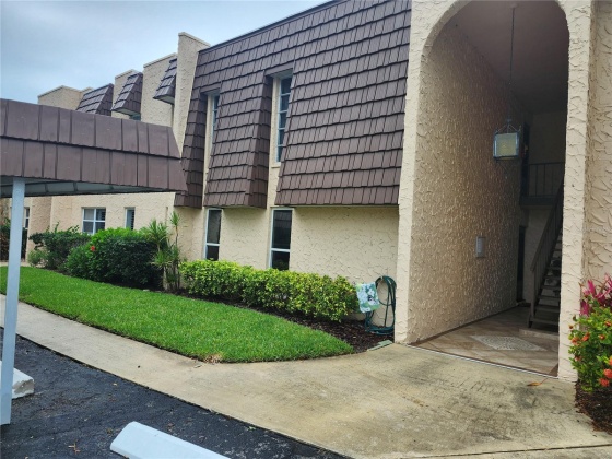 211 ASPEN CIRCLE, SEMINOLE, Florida 33777, 1 Bedroom Bedrooms, ,1 BathroomBathrooms,Residential,For Sale,ASPEN,MFRU8238377