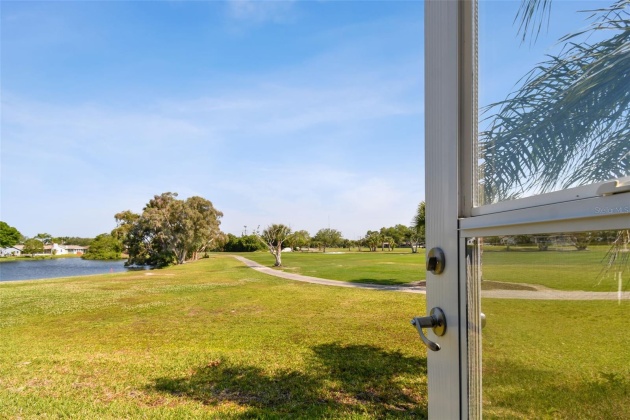 9135 PINEHURST DRIVE, SEMINOLE, Florida 33777, 2 Bedrooms Bedrooms, ,2 BathroomsBathrooms,Residential,For Sale,PINEHURST,MFRU8238423