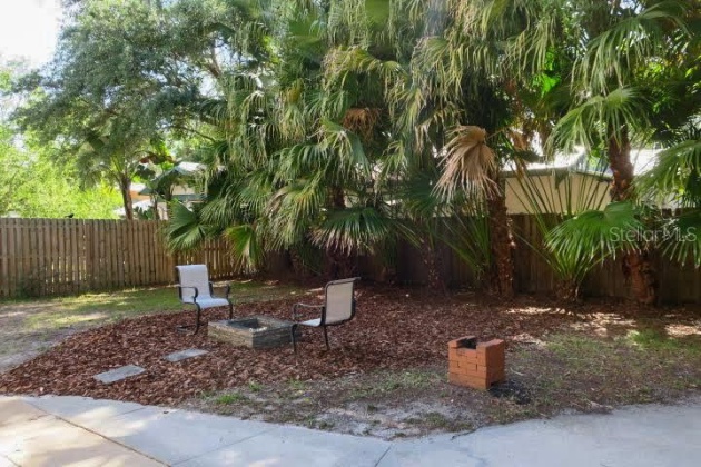 1815 JETTON AVENUE, TAMPA, Florida 33606, 4 Bedrooms Bedrooms, ,2 BathroomsBathrooms,Residential,For Sale,JETTON,MFRO6195609