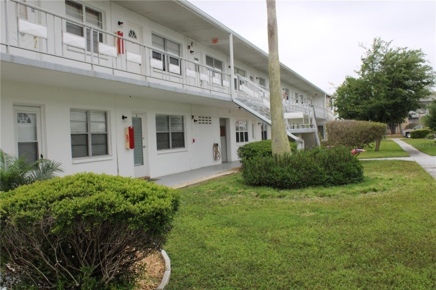 5895 18TH STREET, SAINT PETERSBURG, Florida 33714, 2 Bedrooms Bedrooms, ,1 BathroomBathrooms,Residential,For Sale,18TH,MFRU8238578