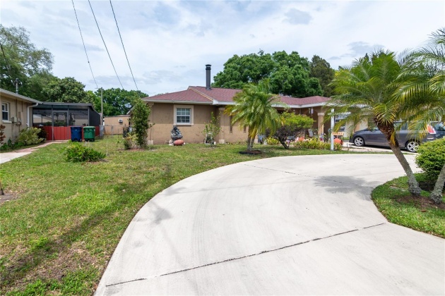 1905 CRAWFORD STREET, TAMPA, Florida 33604, 3 Bedrooms Bedrooms, ,3 BathroomsBathrooms,Residential,For Sale,CRAWFORD,MFRT3516853