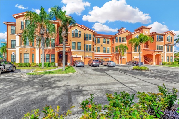 2705 VIA MURANO, CLEARWATER, Florida 33764, 1 Bedroom Bedrooms, ,1 BathroomBathrooms,Residential,For Sale,VIA MURANO,MFRT3518456