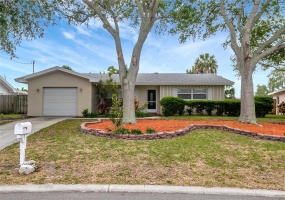 3972 HARBOR HILLS DRIVE, LARGO, Florida 33770, 3 Bedrooms Bedrooms, ,2 BathroomsBathrooms,Residential,For Sale,HARBOR HILLS,MFRU8238117