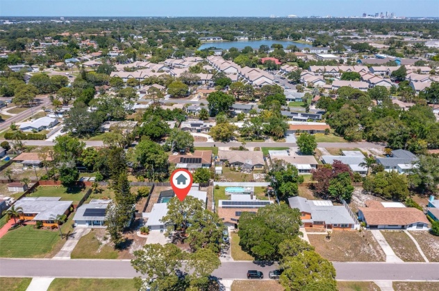 2421 67TH AVENUE, SAINT PETERSBURG, Florida 33712, 3 Bedrooms Bedrooms, ,2 BathroomsBathrooms,Residential,For Sale,67TH,MFRU8238609