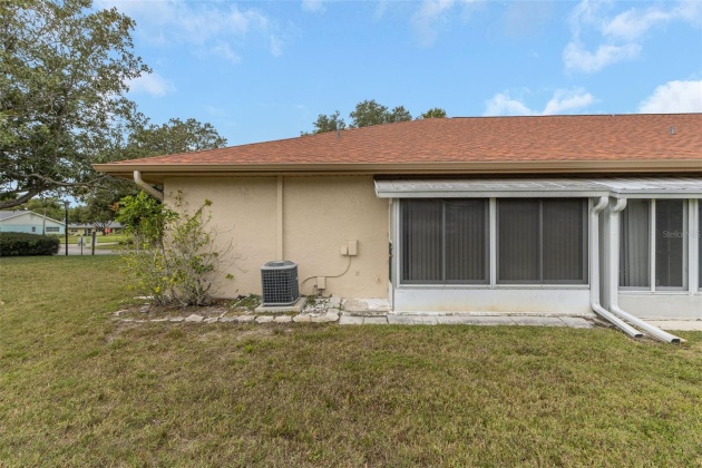 2460 NORTHSIDE DRIVE, CLEARWATER, Florida 33761, 2 Bedrooms Bedrooms, ,2 BathroomsBathrooms,Residential,For Sale,NORTHSIDE,MFRU8221289