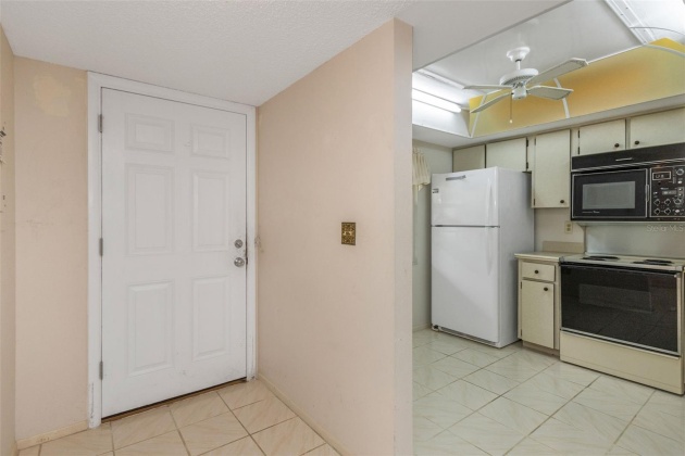 2460 NORTHSIDE DRIVE, CLEARWATER, Florida 33761, 2 Bedrooms Bedrooms, ,2 BathroomsBathrooms,Residential,For Sale,NORTHSIDE,MFRU8221289