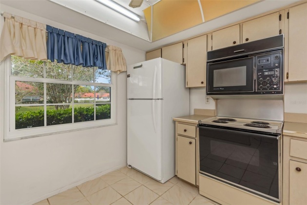 2460 NORTHSIDE DRIVE, CLEARWATER, Florida 33761, 2 Bedrooms Bedrooms, ,2 BathroomsBathrooms,Residential,For Sale,NORTHSIDE,MFRU8221289