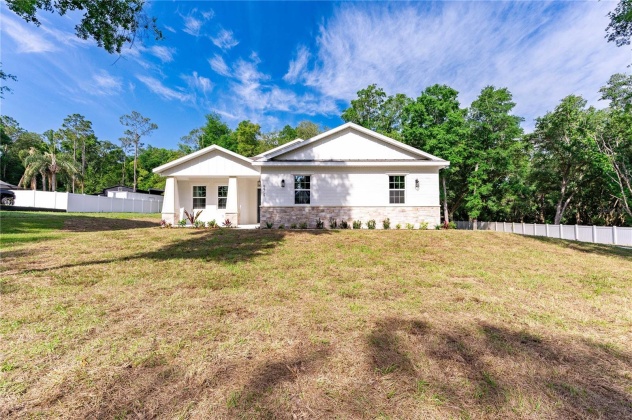 9909 PINE LEAF LN, DADE CITY, Florida 33525, 4 Bedrooms Bedrooms, ,3 BathroomsBathrooms,Residential,For Sale,PINE LEAF LN,MFRT3518728