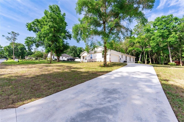 9909 PINE LEAF LN, DADE CITY, Florida 33525, 4 Bedrooms Bedrooms, ,3 BathroomsBathrooms,Residential,For Sale,PINE LEAF LN,MFRT3518728