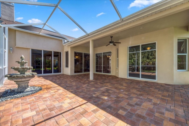 3229 AZURE SKY WAY, WESLEY CHAPEL, Florida 33544, 4 Bedrooms Bedrooms, ,3 BathroomsBathrooms,Residential,For Sale,AZURE SKY,MFRU8238703