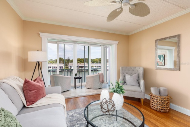 1 BOCA CIEGA POINT BOULEVARD, ST PETERSBURG, Florida 33708, 2 Bedrooms Bedrooms, ,2 BathroomsBathrooms,Residential,For Sale,BOCA CIEGA POINT,MFRU8235062