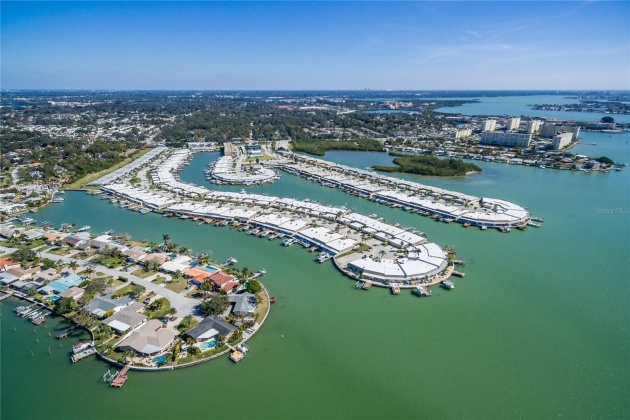 1 BOCA CIEGA POINT BOULEVARD, ST PETERSBURG, Florida 33708, 2 Bedrooms Bedrooms, ,2 BathroomsBathrooms,Residential,For Sale,BOCA CIEGA POINT,MFRU8235062