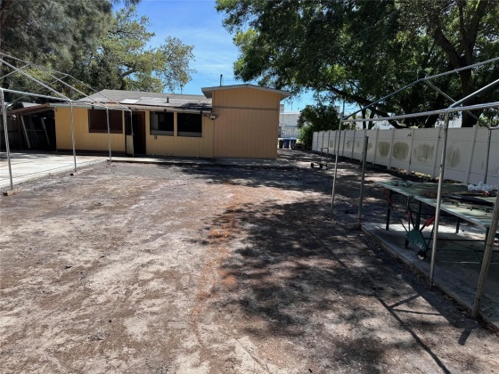 6513 48TH AVENUE, KENNETH CITY, Florida 33709, 2 Bedrooms Bedrooms, ,3 BathroomsBathrooms,Residential,For Sale,48TH,MFRU8238780